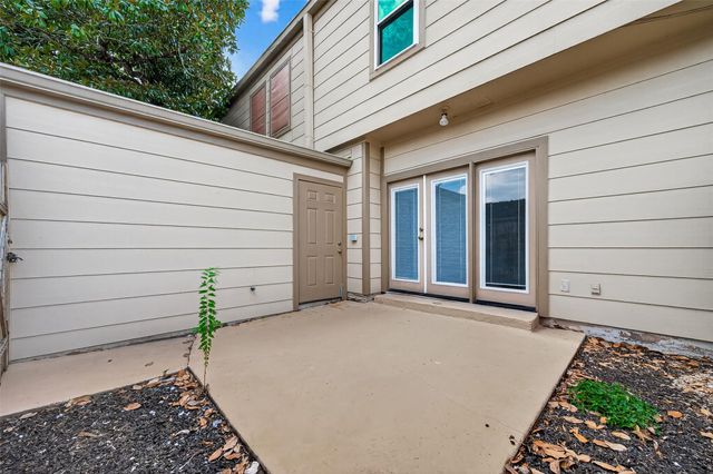 830 Threadneedle Street 240, Houston, TX 77079