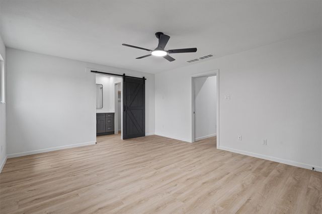 1700 Deep Wood DR, Round Rock, TX 78681