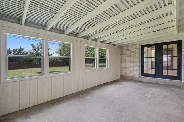 1700 Deep Wood DR, Round Rock, TX 78681