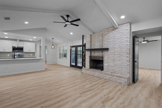 1700 Deep Wood DR, Round Rock, TX 78681