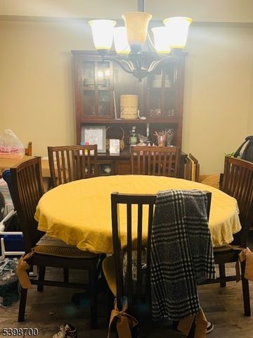 3 Quartz Ln 3, Paterson City, NJ 07501