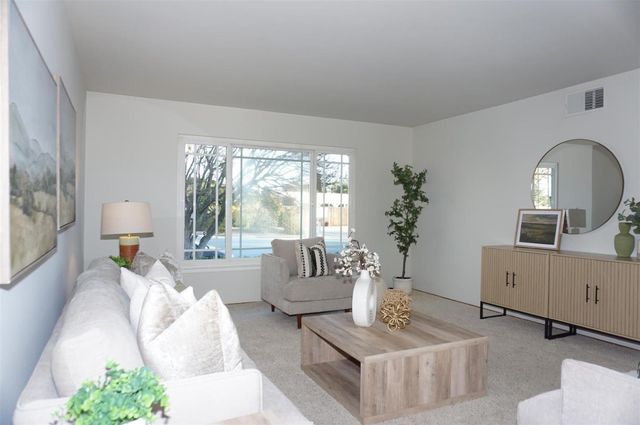 580 Pomeroy Avenue, Santa Clara, CA 95051