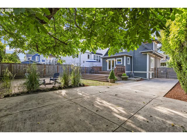 132 Ne COOK St, Portland, OR 97212