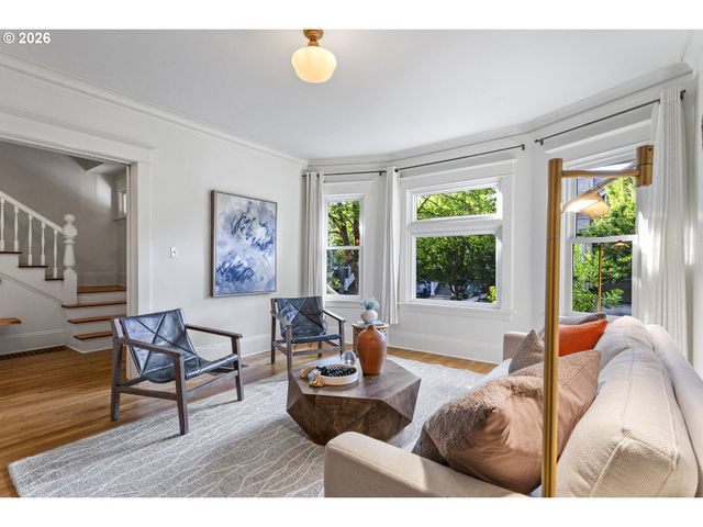 132 Ne COOK St, Portland, OR 97212