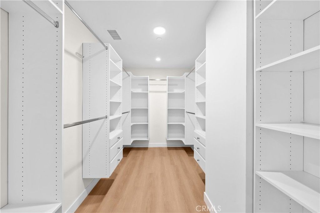Image 45 of property listing at 2843 Stoner, Los Angeles, CA 90064