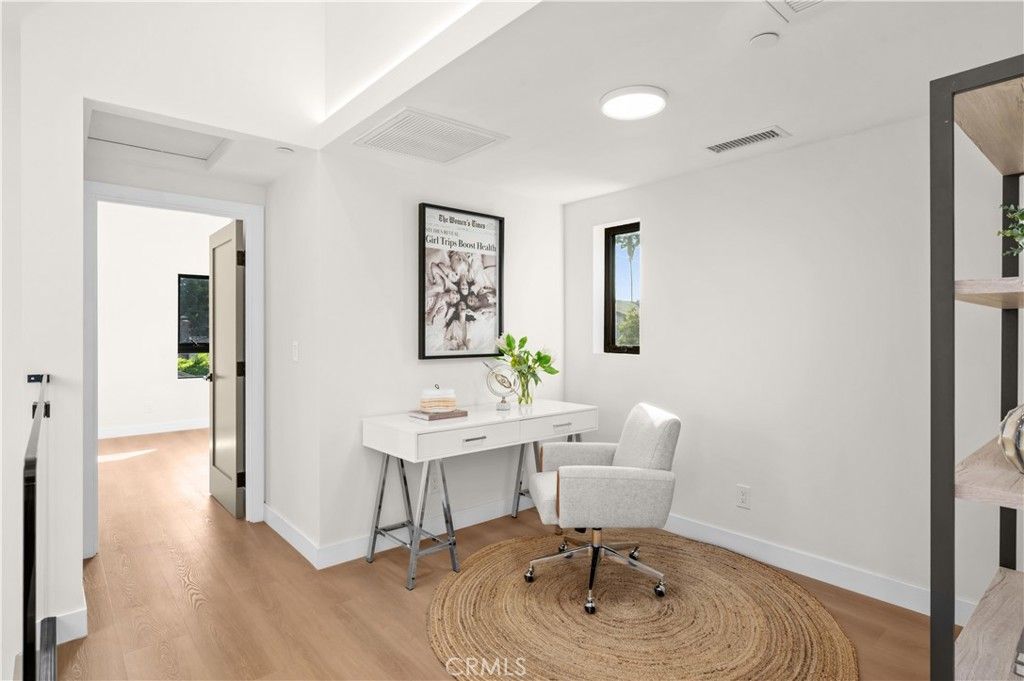Image 46 of property listing at 2843 Stoner, Los Angeles, CA 90064