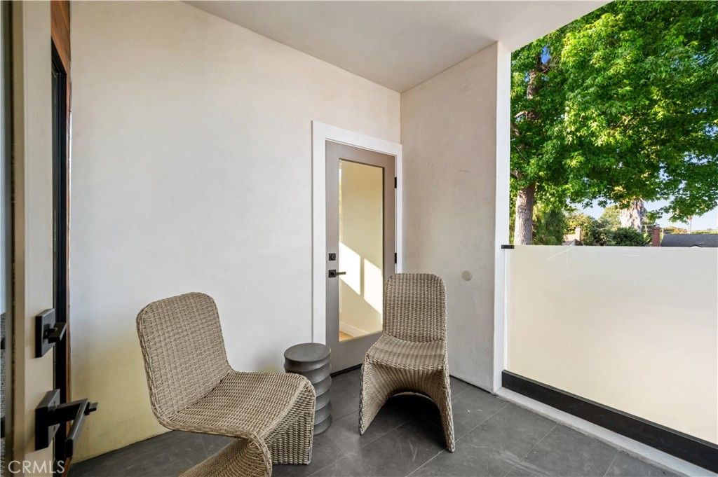 Image 57 of property listing at 2843 Stoner, Los Angeles, CA 90064