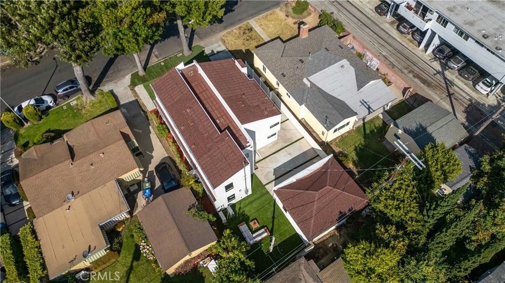 Image 71 of property listing at 2843 Stoner, Los Angeles, CA 90064