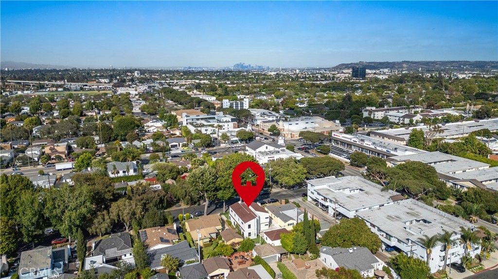 Image 73 of property listing at 2843 Stoner, Los Angeles, CA 90064