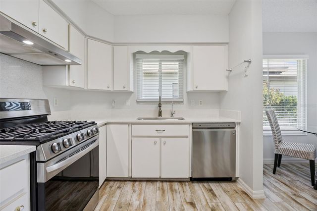 21617 QUEEN ELIZABETH COURT, Leesburg, FL 34748