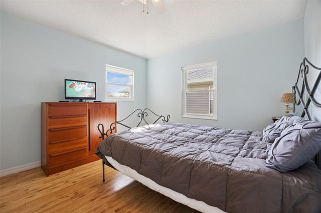 21617 QUEEN ELIZABETH COURT, Leesburg, FL 34748