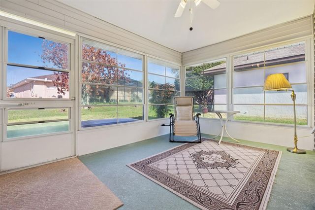 21617 QUEEN ELIZABETH COURT, Leesburg, FL 34748