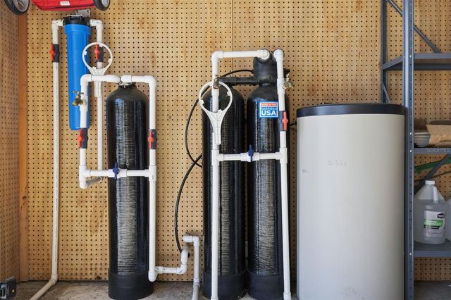 21617 QUEEN ELIZABETH COURT, Leesburg, FL 34748