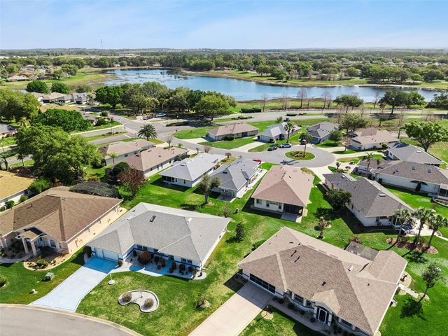 21617 QUEEN ELIZABETH COURT, Leesburg, FL 34748