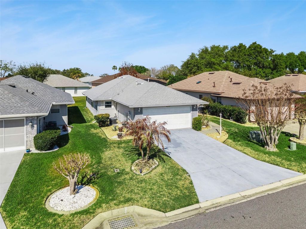 21617 QUEEN ELIZABETH COURT, Leesburg, FL 34748