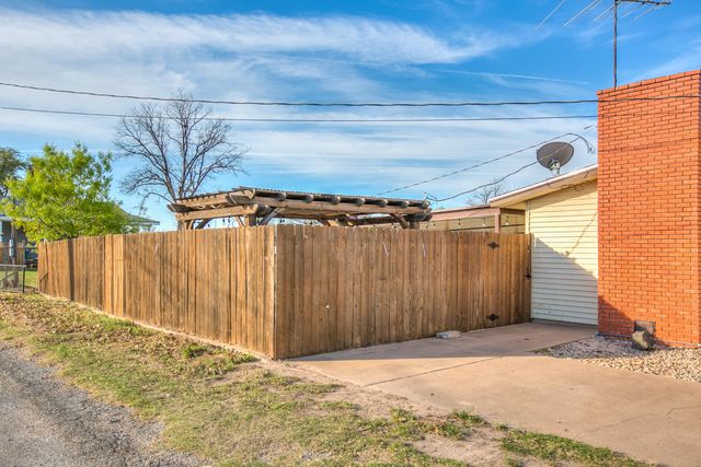 1510 Loop Drive, San Angelo, TX 76904