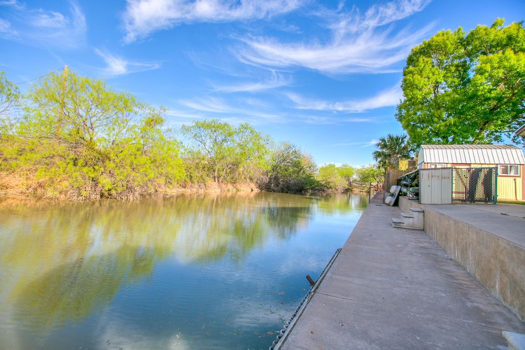 Image 9 of property listing at 1510 Loop Drive, San Angelo, TX 76904