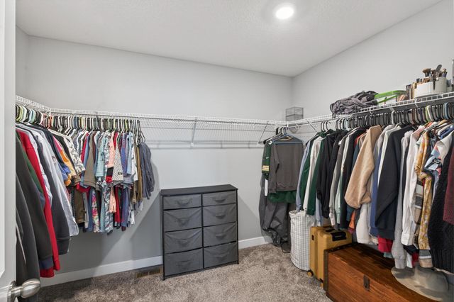 12997 Jewell Circle NE, Blaine, MN 55449