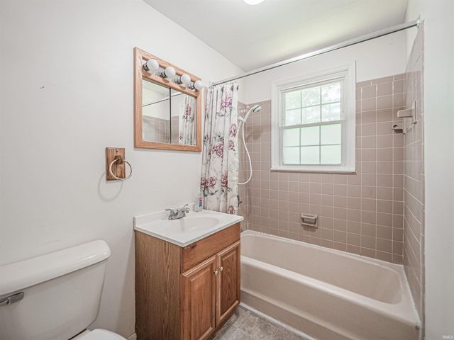 4844 N State Route 61, Boonville, IN 47601