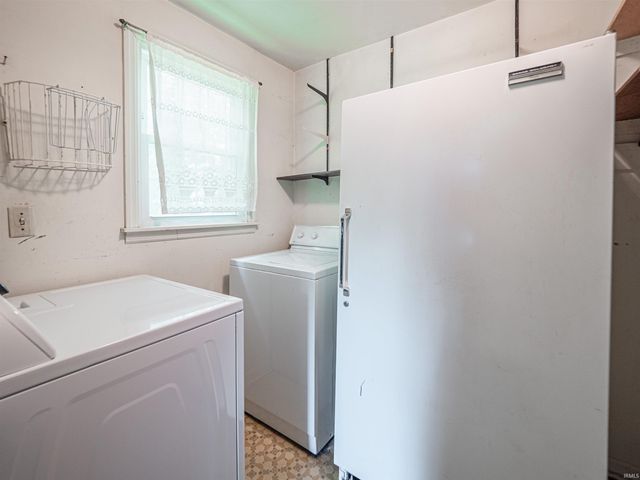 4844 N State Route 61, Boonville, IN 47601