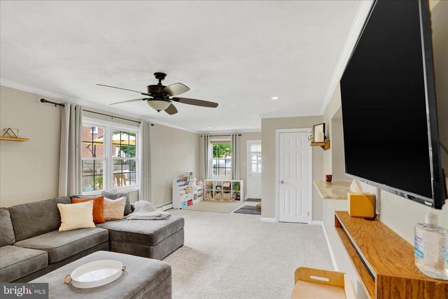 605 WILLOWBROOK RD, Havertown, PA 19083