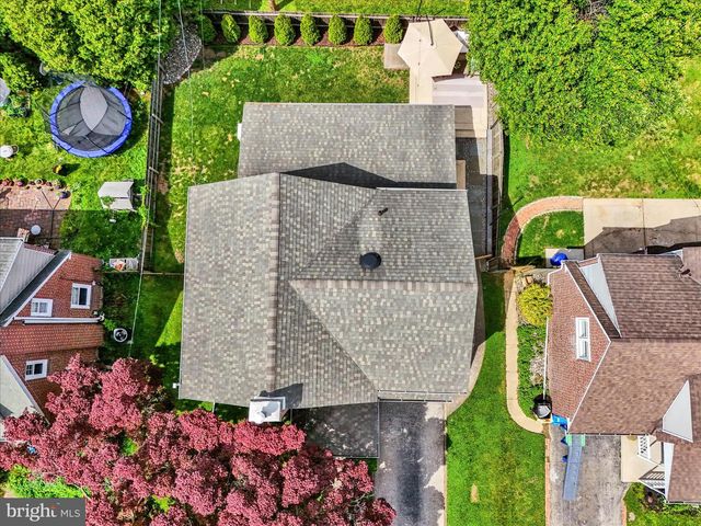 605 WILLOWBROOK RD, Havertown, PA 19083