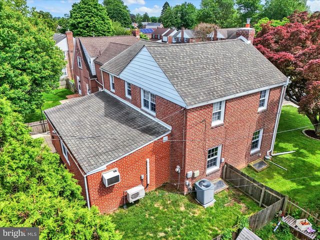 605 WILLOWBROOK RD, Havertown, PA 19083
