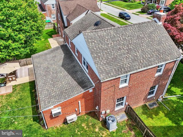 605 WILLOWBROOK RD, Havertown, PA 19083