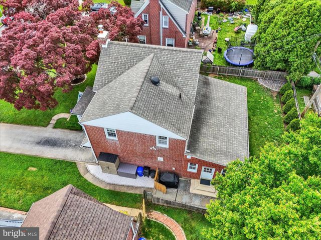 605 WILLOWBROOK RD, Havertown, PA 19083