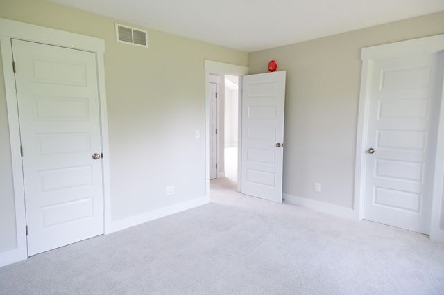 5565 Wing Avenue SE, Kentwood, MI 49512