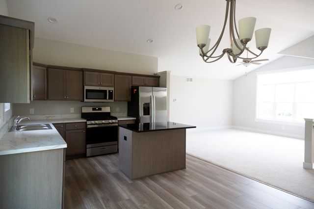 5565 Wing Avenue SE, Kentwood, MI 49512