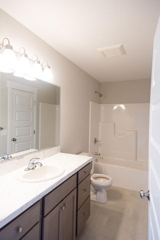 5565 Wing Avenue SE, Kentwood, MI 49512
