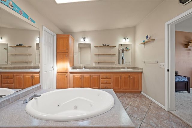 11330 Ali Chuk Road, Yucca, AZ 86438