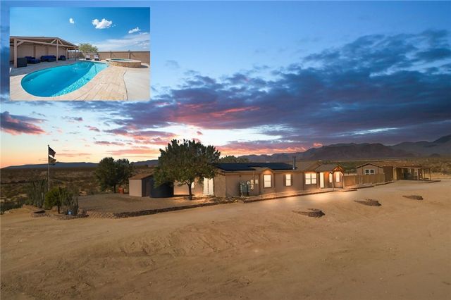 11330 Ali Chuk Road, Yucca, AZ 86438