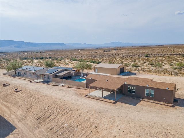 11330 Ali Chuk Road, Yucca, AZ 86438