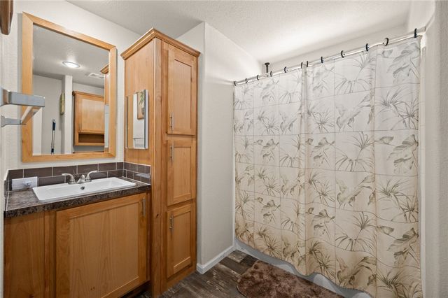 11330 Ali Chuk Road, Yucca, AZ 86438