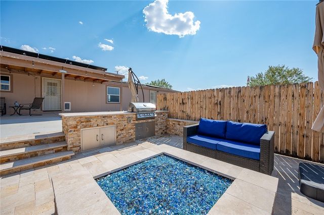 11330 Ali Chuk Road, Yucca, AZ 86438