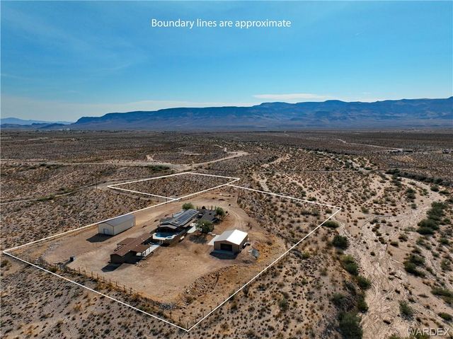 11330 Ali Chuk Road, Yucca, AZ 86438