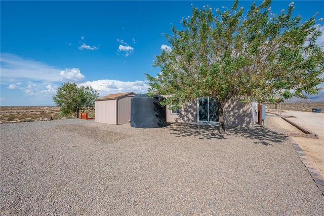 11330 Ali Chuk Road, Yucca, AZ 86438