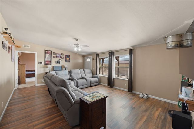 11330 Ali Chuk Road, Yucca, AZ 86438