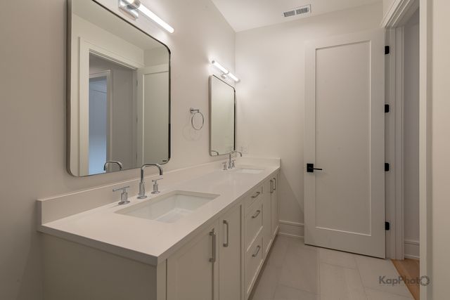 901 W Cullerton Street 1, Chicago, IL 60608
