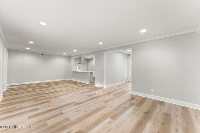 1554 SHIRL Lane, Jacksonville, FL 32207