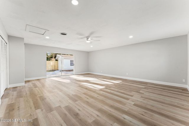 1554 SHIRL Lane, Jacksonville, FL 32207