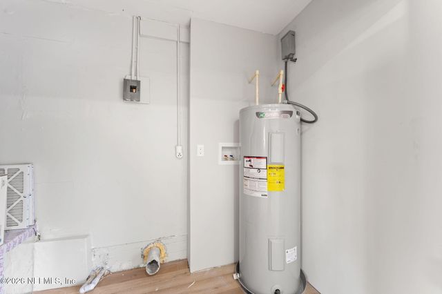 1554 SHIRL Lane, Jacksonville, FL 32207