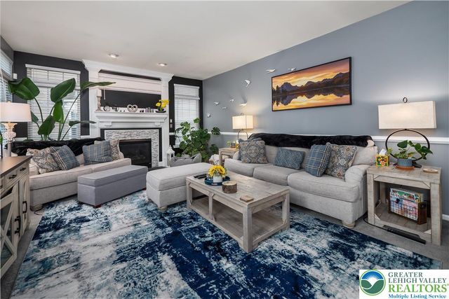 1215 Ciara Drive, Bethlehem City, PA 18017