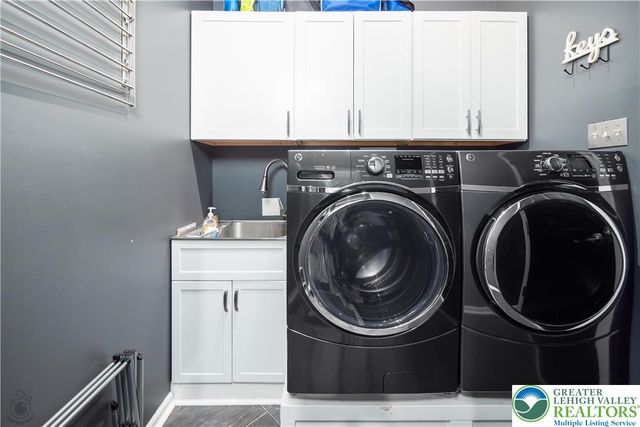 1215 Ciara Drive, Bethlehem City, PA 18017