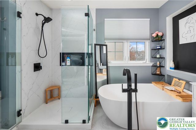 1215 Ciara Drive, Bethlehem City, PA 18017