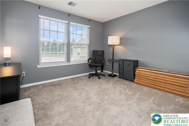 1215 Ciara Drive, Bethlehem City, PA 18017