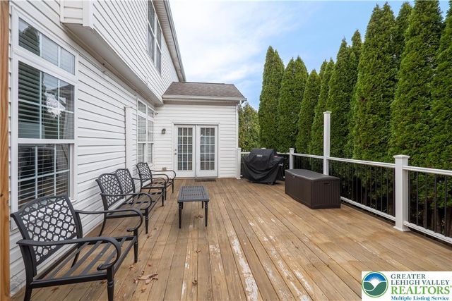 1215 Ciara Drive, Bethlehem City, PA 18017