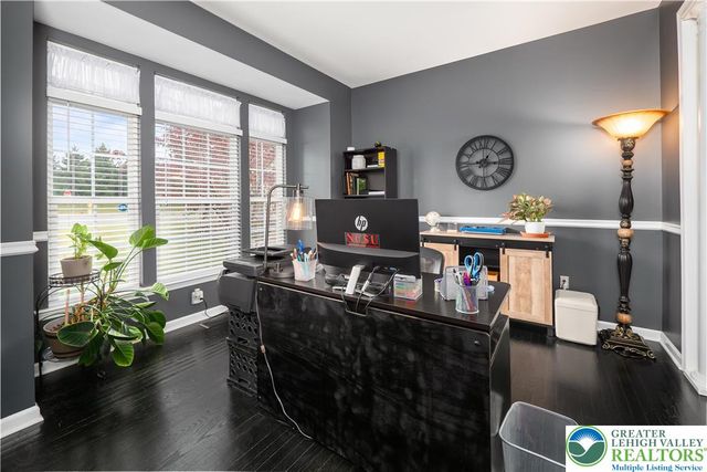 1215 Ciara Drive, Bethlehem City, PA 18017